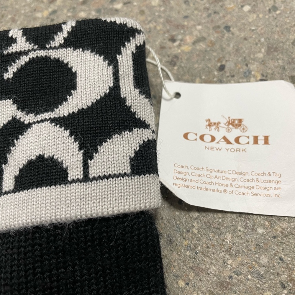 NWT Coach New York Signature Logo Wool Blend Beanie Cap & Gloves - Picture 4 of 10